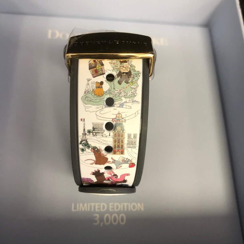 2022 Disney Parks Dooney & Bourke Pixar Magicband Up Ratatouille Toy Story LE - Picture 5 of 5